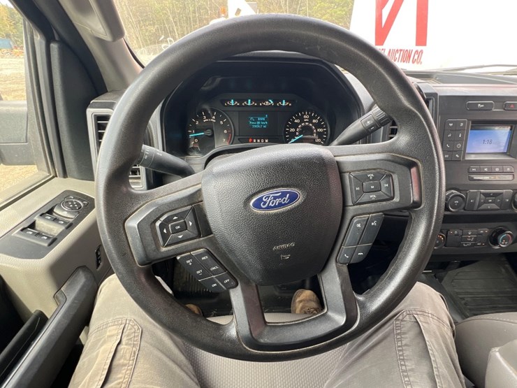 2018-ford-f150-xl-image-25