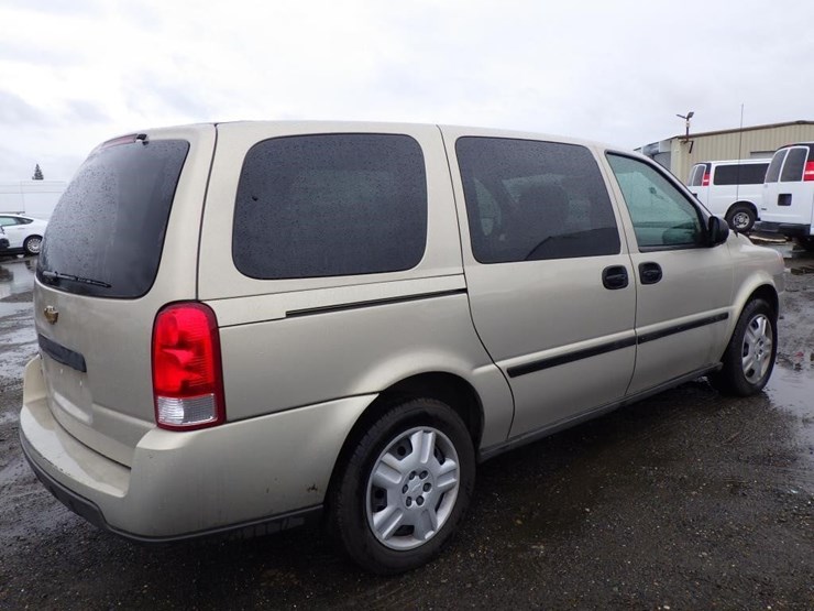 2007-chevrolet-uplander-image-3