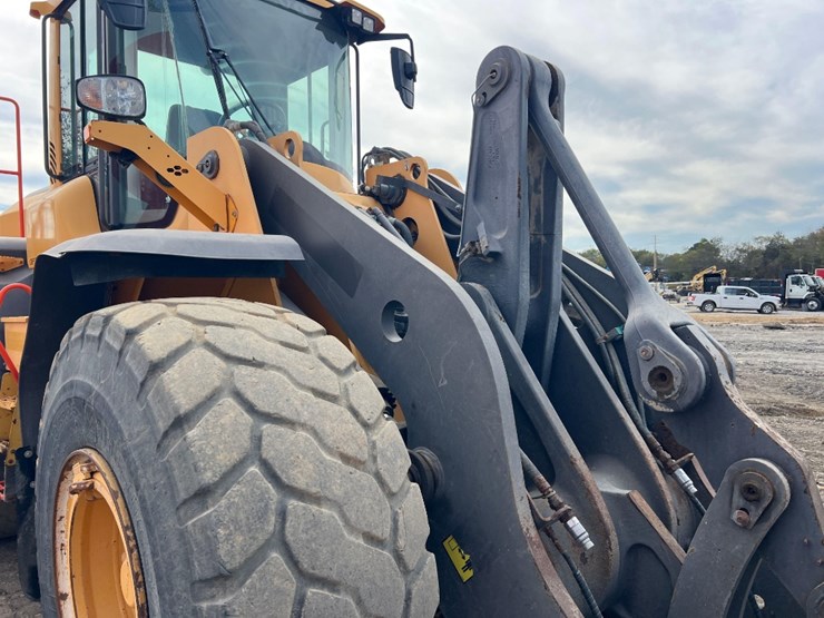 volvo-l110h-image-22