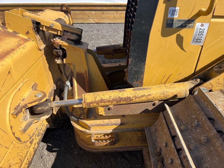 caterpillar-d4k-xl-image-26