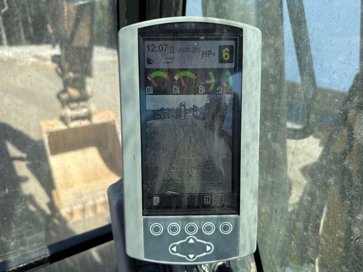 2016-caterpillar-315fl-image-32