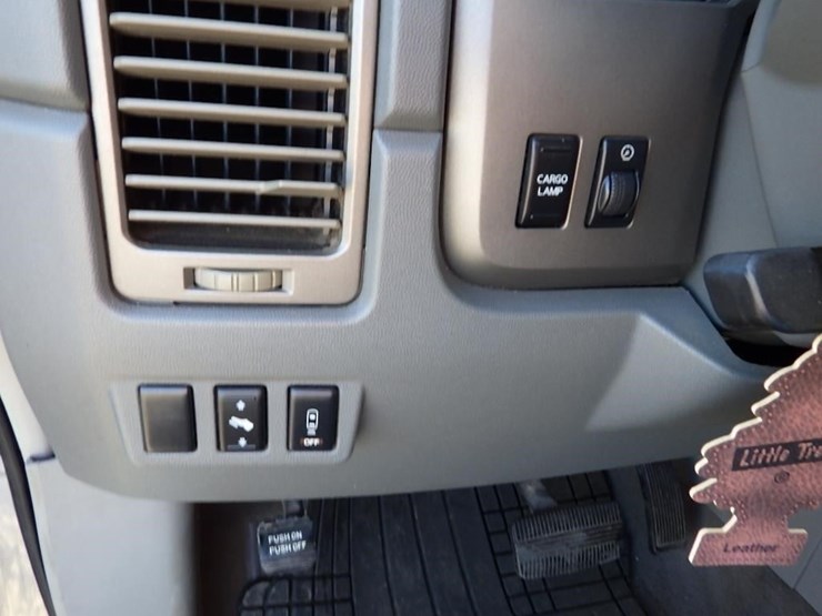 2004-nissan-titan-image-24