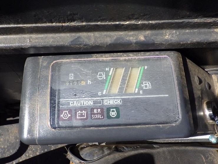 komatsu-pc12-image-22