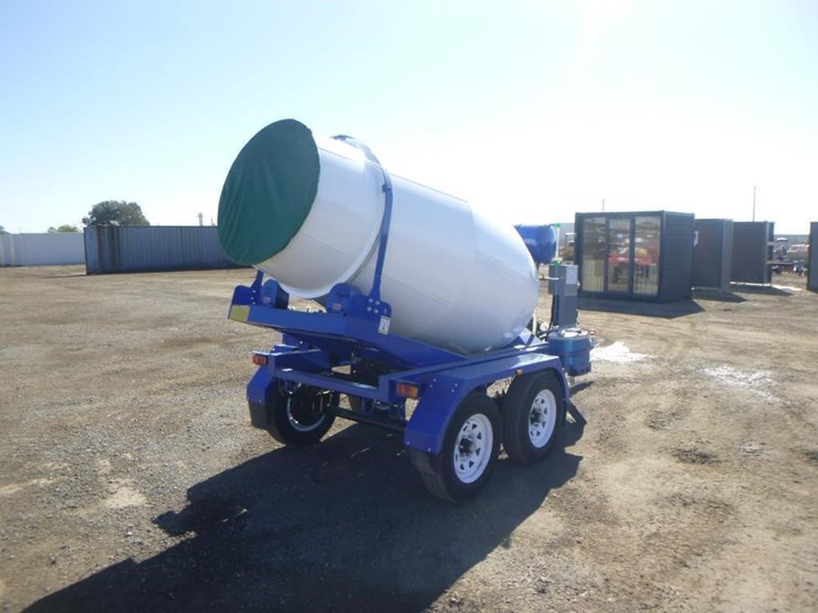unused-t/a-2yd-towable-mixer-image-3