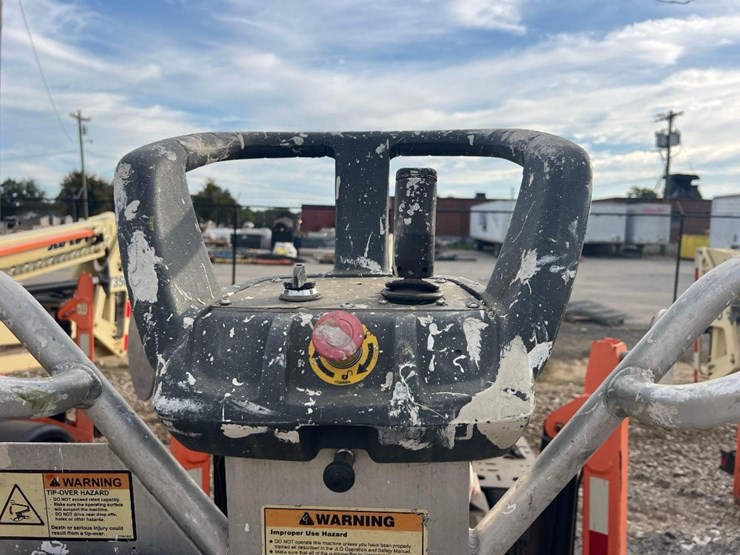 2018-jlg-t350-image-10
