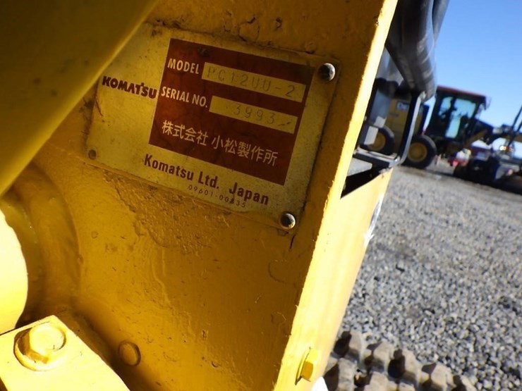 komatsu-pc12-image-31