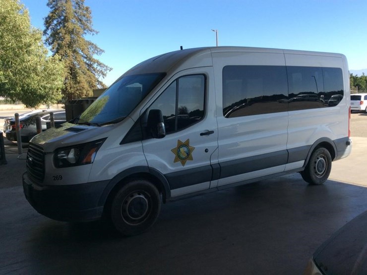 2018-ford-transit-image-1