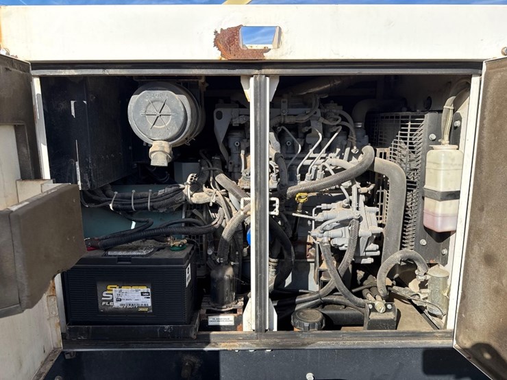 multiquip-whisperwatt-mq-power-25-generator-image-11