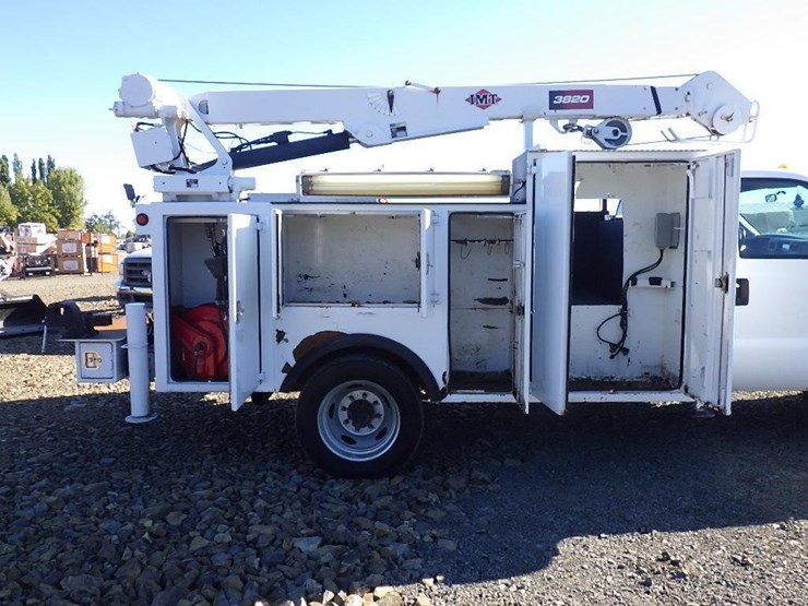 2000-ford-f550-image-28