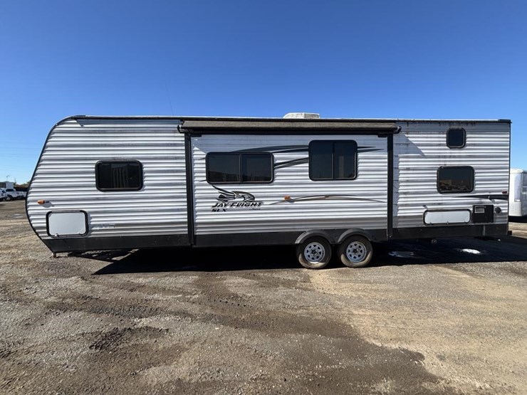 2016-jayco-jay-flight-slx-travel-trailer-image-5
