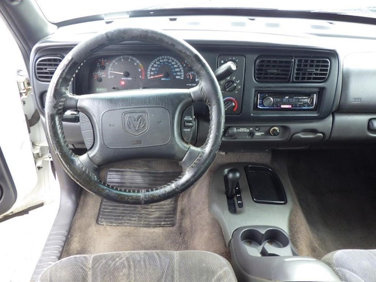 2000-dodge-dakota-image-7