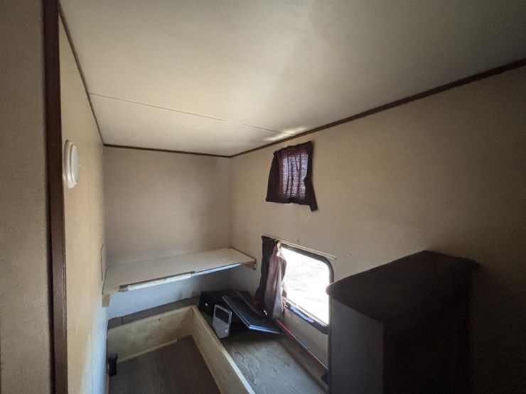2016-jayco-jay-flight-slx-travel-trailer-image-36