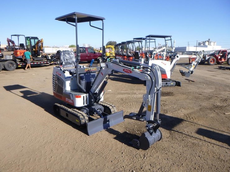bttl-et12m-6-hydraulic-excavator-image-2