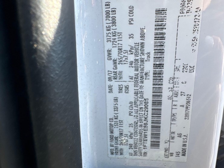 2018-ford-f150-xl-image-21