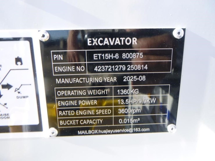 bttl-et16h-6-hydraulic-excavator-image-27
