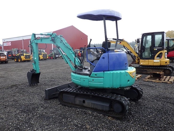 komatsu-pc35-image-6