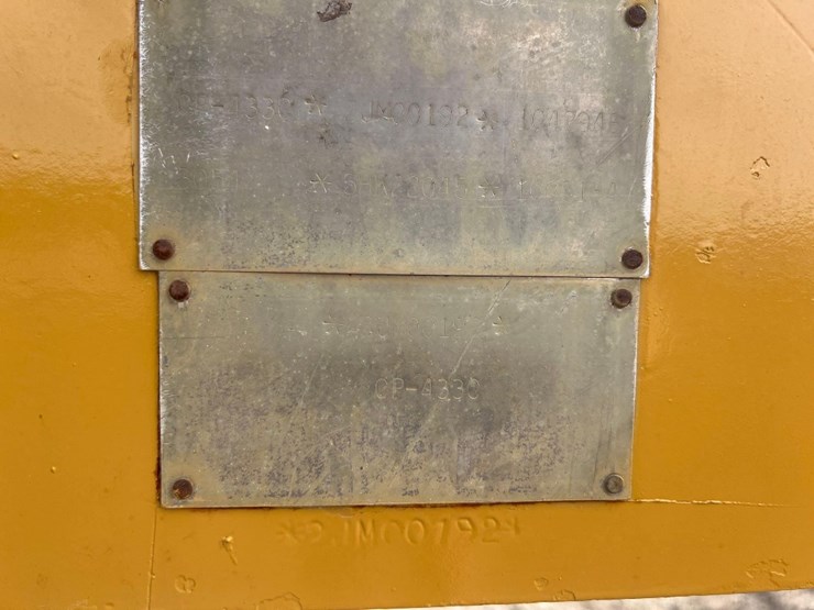 caterpillar-cp-433c-image-14