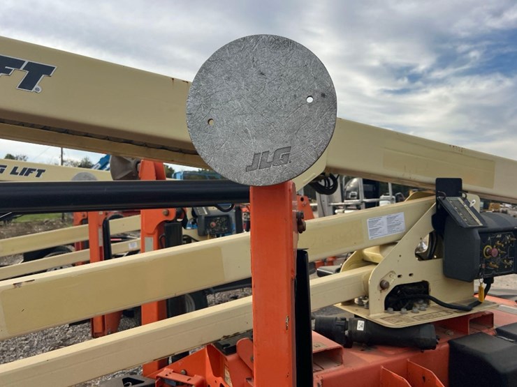 2018-jlg-t350-image-20