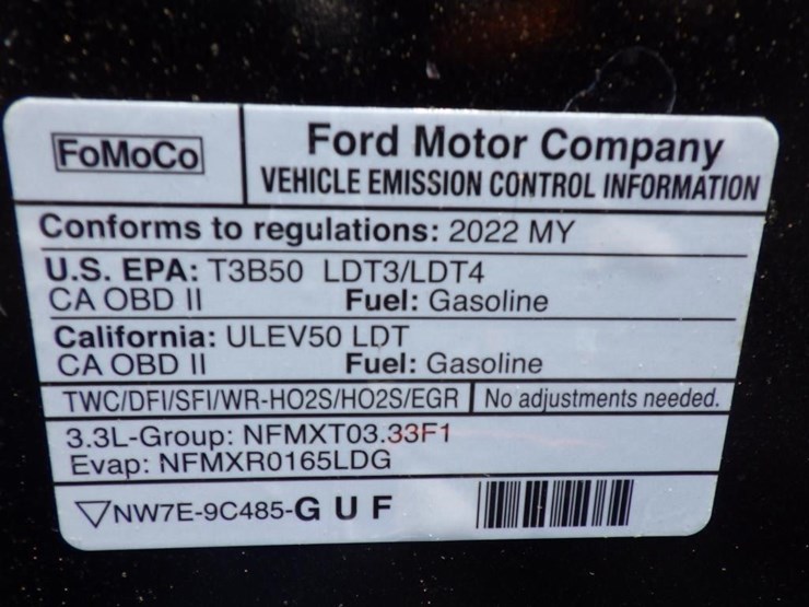 2022-ford-explorer-image-12