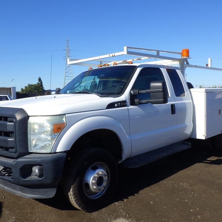 2015 FORD F350