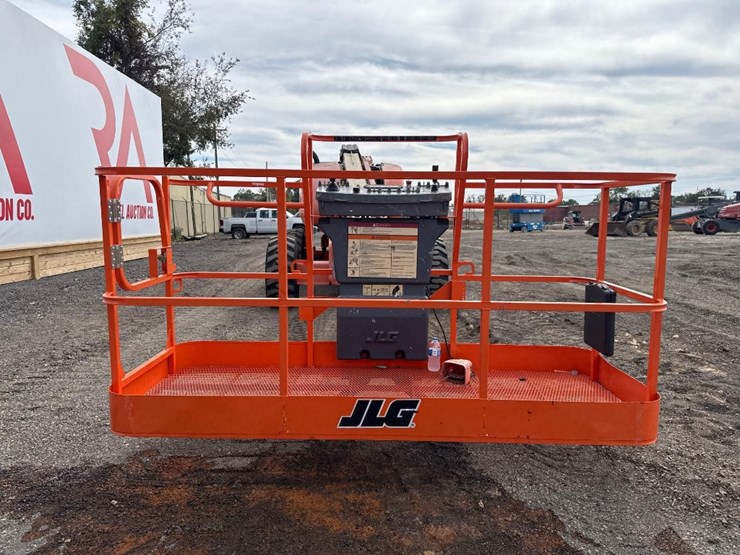 2006-jlg-600s-image-3
