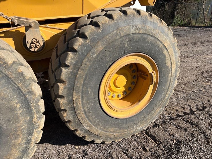 deere-260e-image-11