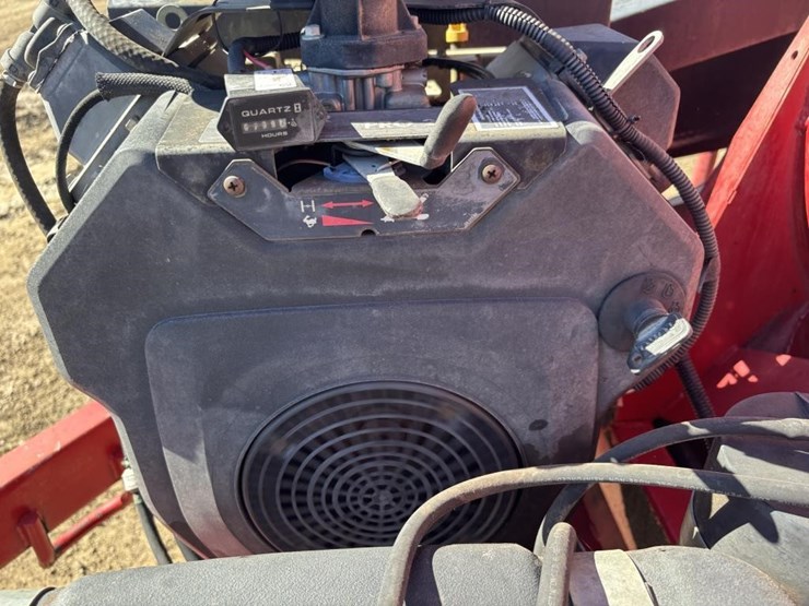 2011-toro-rake-o-val-0750-debris-vacuum-image-17