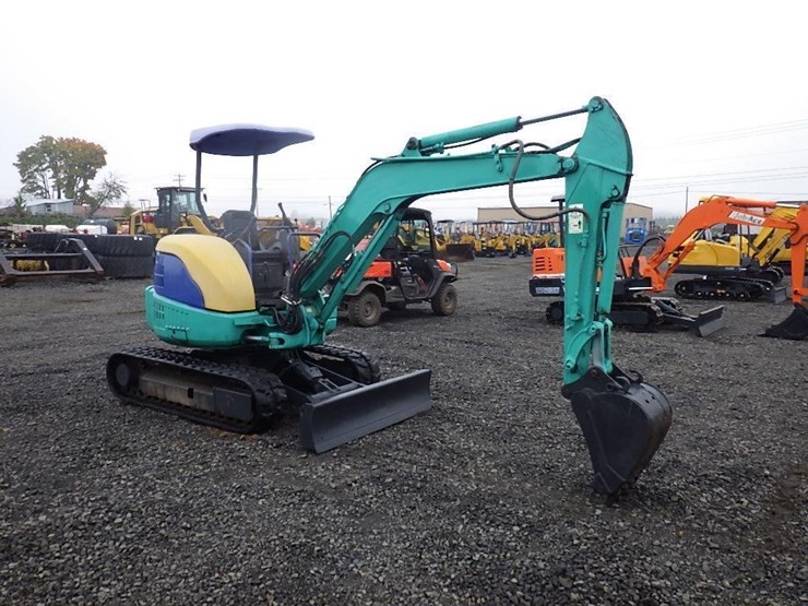 komatsu-pc35-image-2