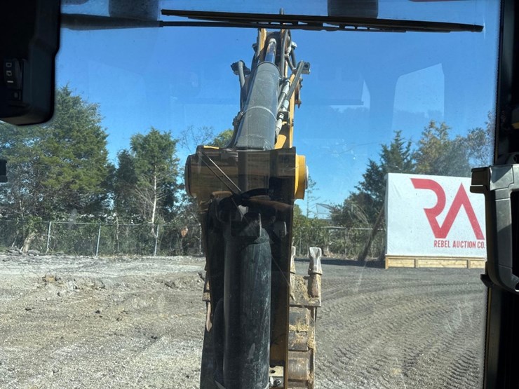 caterpillar-415f2-image-33