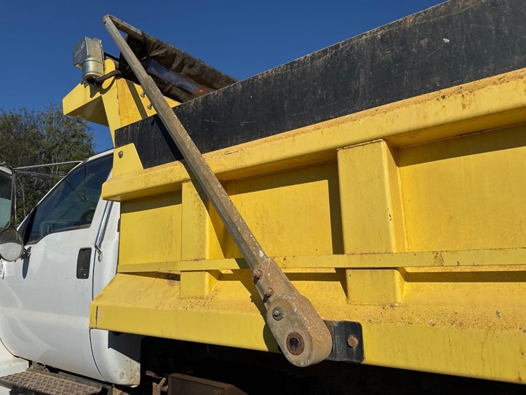 2006-ford-f750-image-14