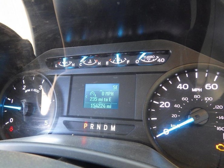 2022-ford-f250-image-14