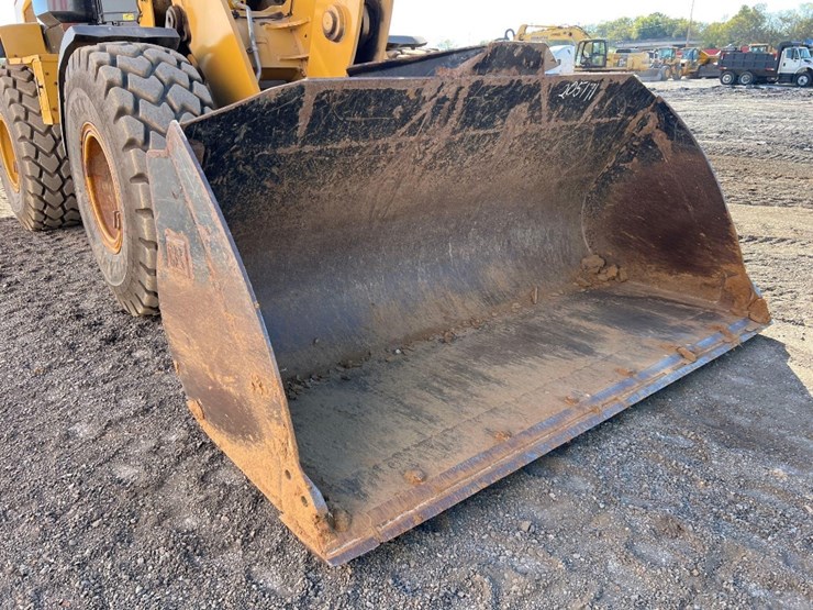 caterpillar-930m-image-13