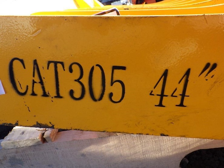 caterpillar-305-image-5