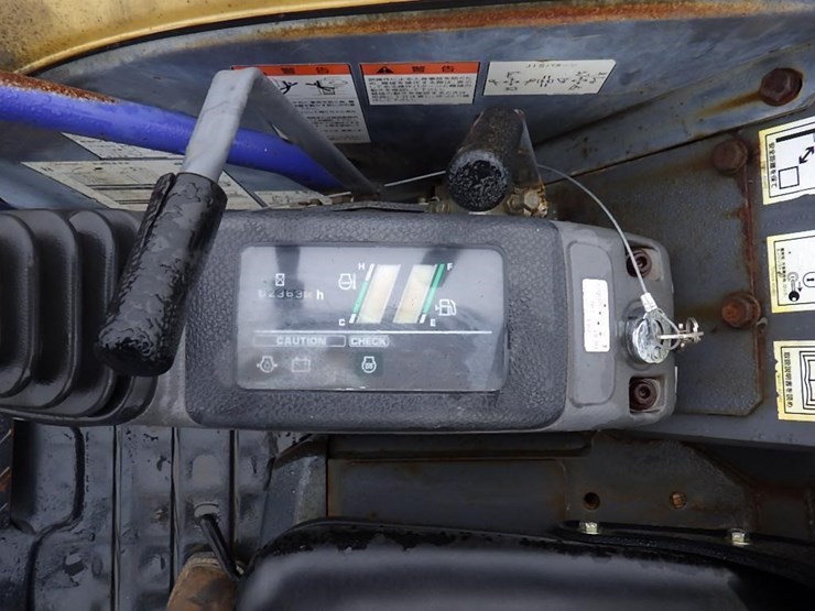 komatsu-pc35-image-40