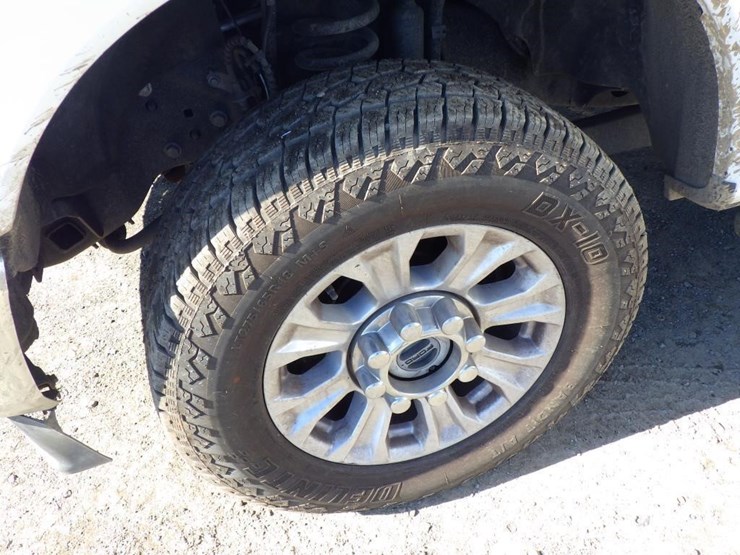 2022-ford-f250-image-13