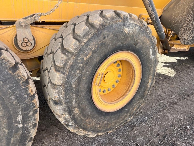 deere-260e-image-13