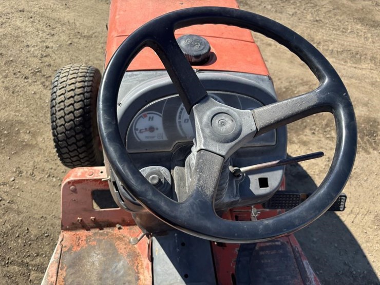 kubota-b2630-image-24