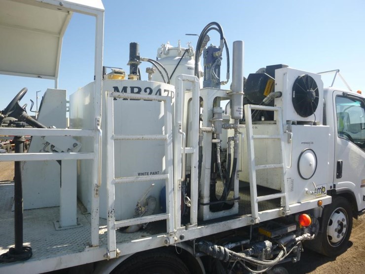 2008-gmc-w5500-image-14