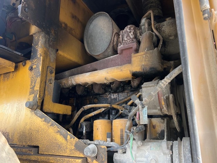 caterpillar-924g-image-15