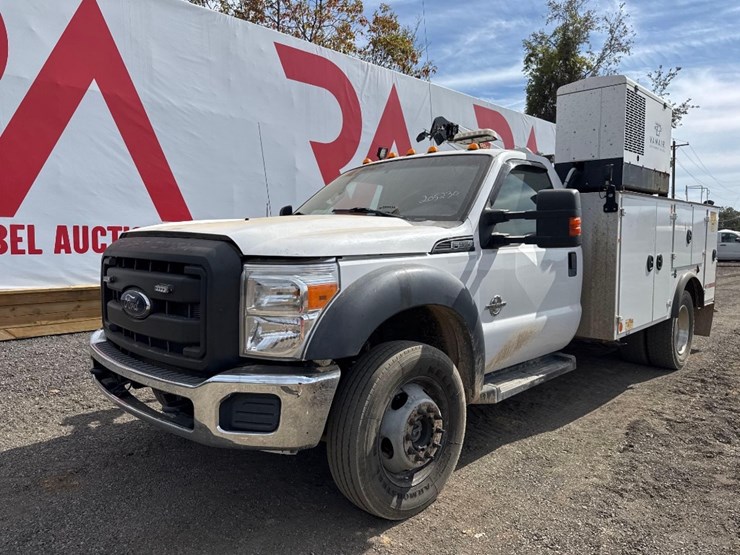 2016-ford-f550-xl-image-2