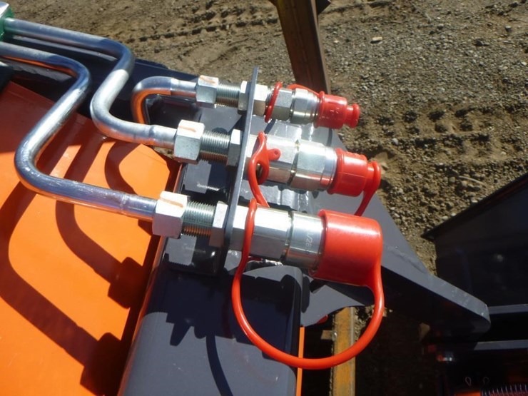 tpm-t460-skid-steer-track-loader-image-11