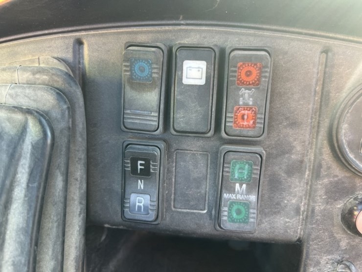 2011-polaris-ranger-ev-image-18
