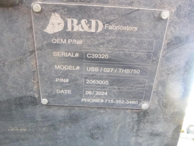 b&d-skid-steer-adapter-plate-image-7