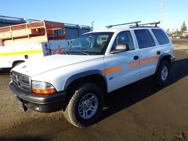 2002-dodge-durango-image-1