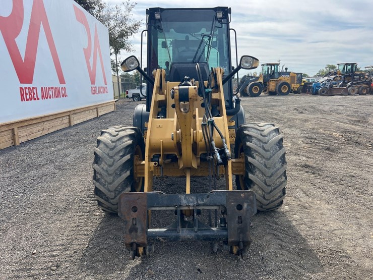 2018-caterpillar-908m-image-7