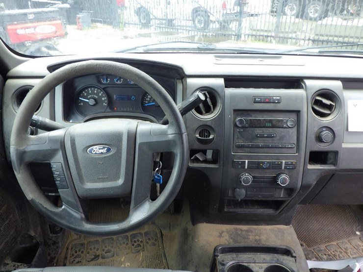 2014-ford-extra-cab-pickup-truck-image-7