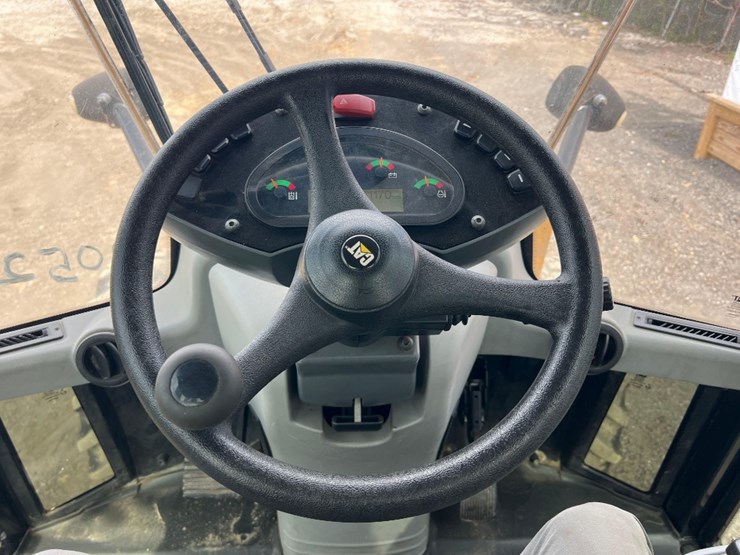 2018-caterpillar-908m-image-29