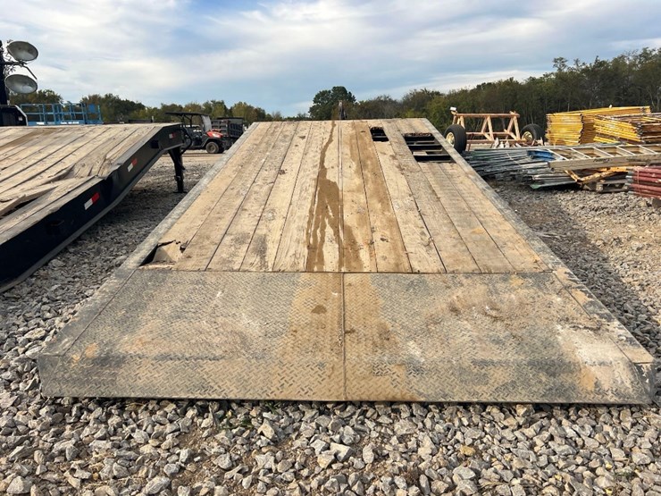industrias-america-20'-loading-ramp-image-3