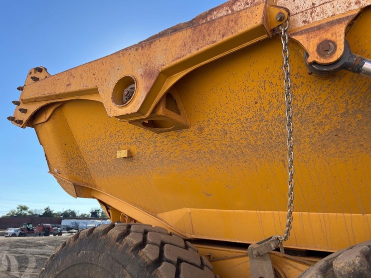 deere-260e-image-21