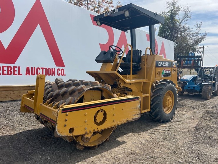 caterpillar-cp-433c-image-8